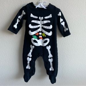 Carter's just one you Skeleton w/Candy Onesie Halloween Outfit Unisex Infant 9M